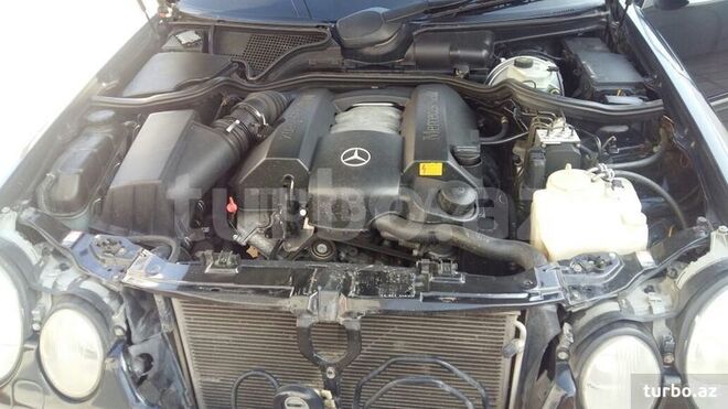 Mercedes E 280 2000, 194,000 km - 2.8 l - Bakı