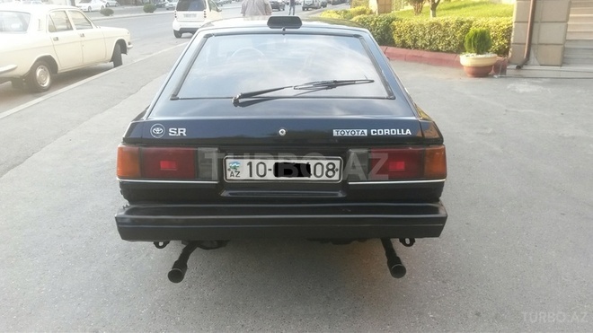 Toyota Corolla 1981, 240,000 km - 1.3 l - Bakı