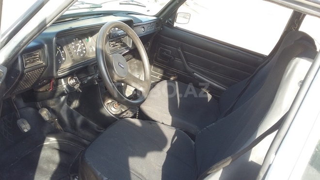 LADA (VAZ) 2107 1988, 100 km - 1.6 l - Bakı