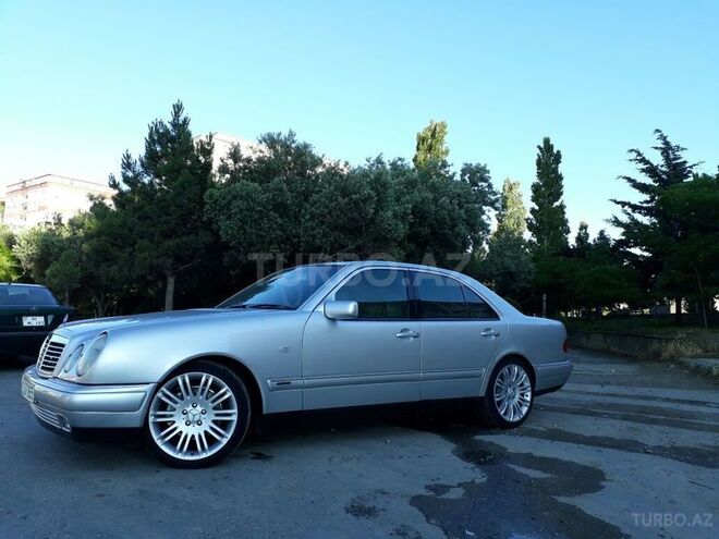 Mercedes E 280 1998, 29,000 km - 2.8 l - Bakı