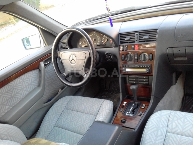Mercedes C 200 1994, 240,000 km - 2.0 л - Bakı