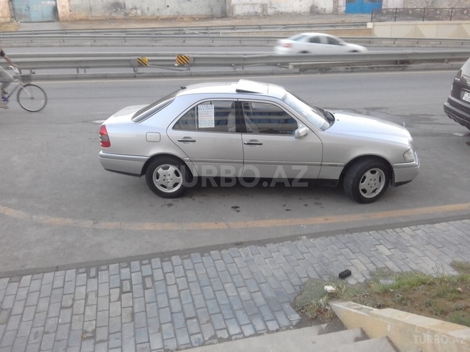 Mercedes C 200 1994, 240,000 km - 2.0 л - Bakı