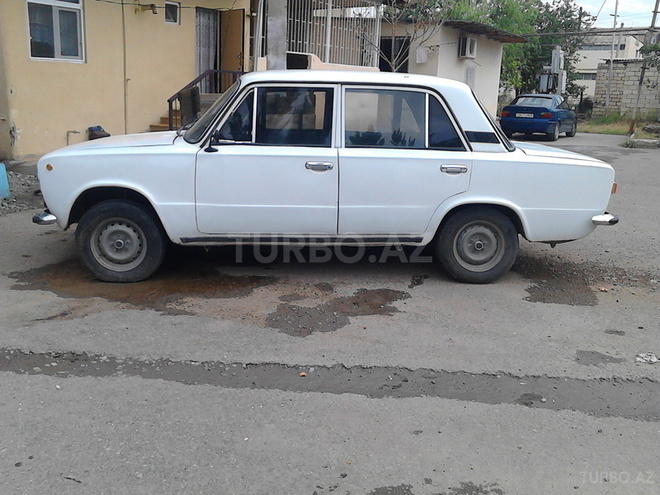 LADA (VAZ) 2111 1978, 150,000 km - 0.2 l - Yevlax