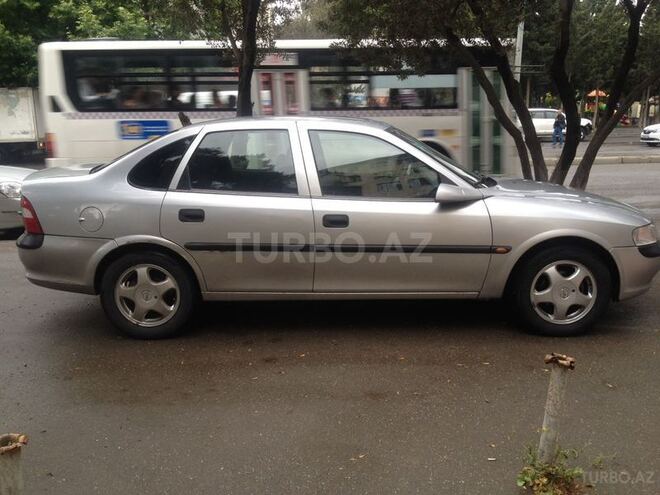 Opel Vectra 1998, 190,176 km - 1.6 л - Bakı