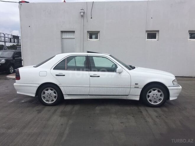 Mercedes C 220 1998, 280,000 km - 2.2 л - Bakı