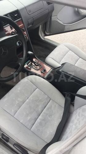 Mercedes C 180 1998, 282,460 km - 1.8 л - Bakı