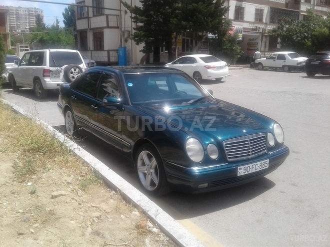 Mercedes E 240 1998, 308,000 km - 2.4 l - Bakı