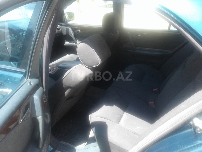 Mercedes E 240 1998, 308,000 km - 2.4 l - Bakı