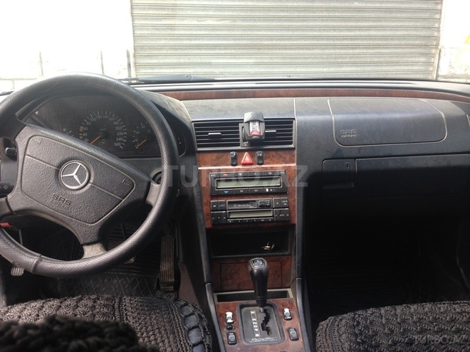 Mercedes C 280 1996, 263,000 km - 2.8 л - Sumqayıt