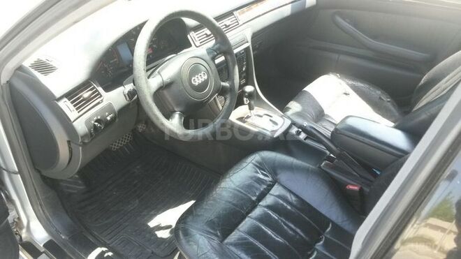 Audi A6 1999, 200,000 km - 2.8 л - Bakı