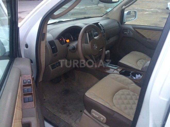 Nissan Pathfinder 2005, 145,000 km - 4.0 l - Bakı