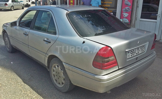 Mercedes C 220 1994, 220,000 km - 2.2 l - Bakı