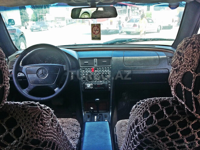 Mercedes C 220 1994, 220,000 km - 2.2 l - Bakı