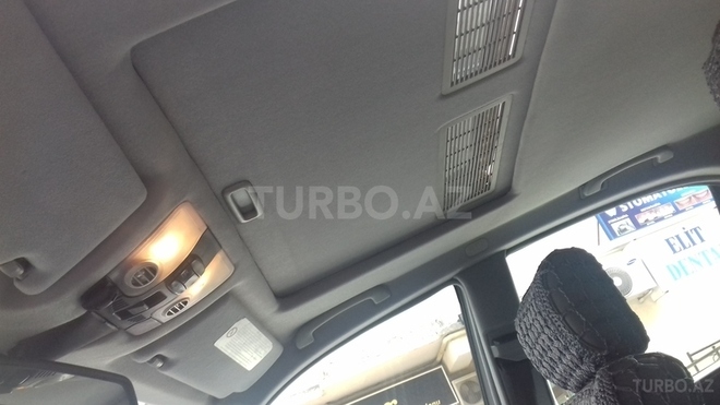 Mercedes E 220 2001, 234,000 km - 2.2 l - Bakı