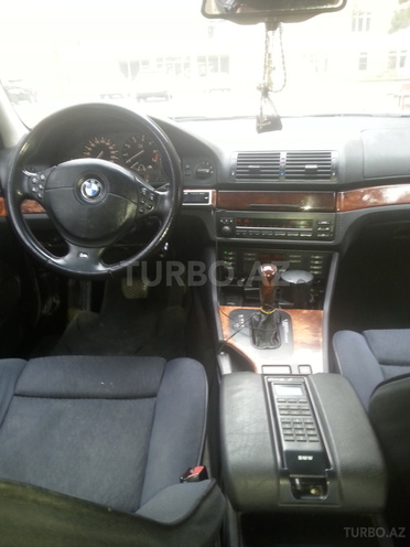 BMW 523 1998, 300,000 km - 2.5 l - Bakı
