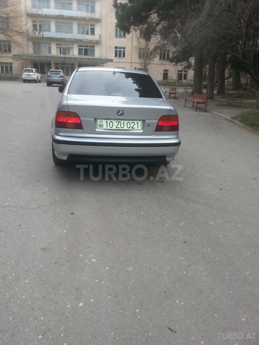 BMW 523 1998, 300,000 km - 2.5 l - Bakı