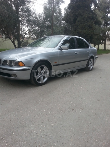 BMW 523 1998, 300,000 km - 2.5 l - Bakı