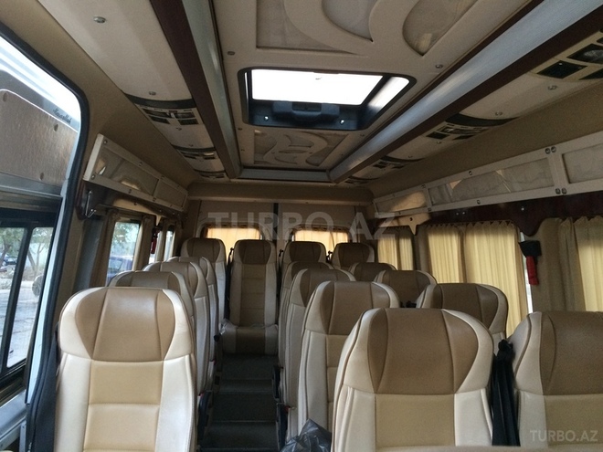 Mercedes Sprinter 313 2009, 2,430,041 km - 2.2 л - Sumqayıt