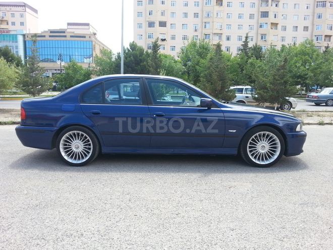 BMW 525 2002, 220,000 km - 2.5 l - Sumqayıt