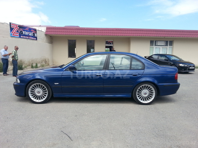 BMW 525 2002, 220,000 km - 2.5 l - Sumqayıt