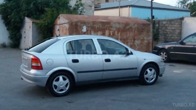 Opel Astra 1998, 143,000 km - 1.8 l - Bakı