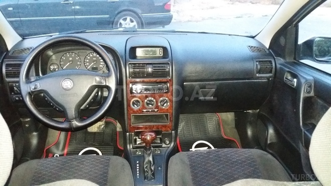 Opel Astra 1998, 143,000 km - 1.8 l - Bakı