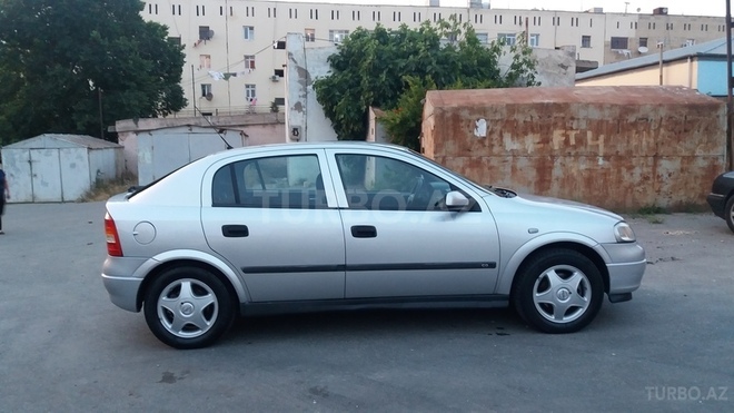 Opel Astra 1998, 143,000 km - 1.8 l - Bakı