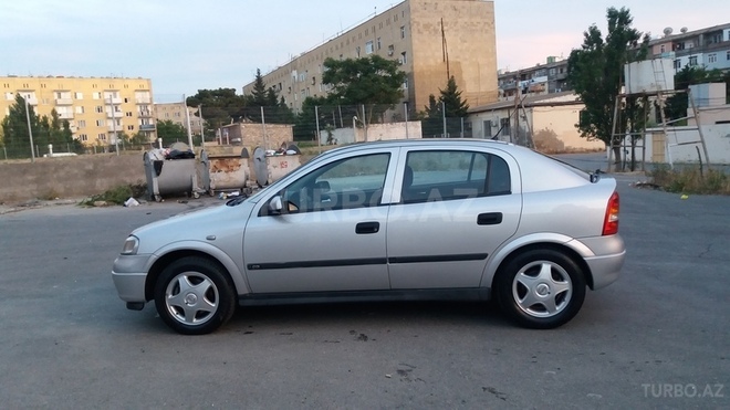 Opel Astra 1998, 143,000 km - 1.8 l - Bakı