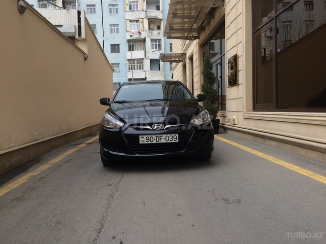 Hyundai Accent 2012, 130,000 km - 1.4 l - Sumqayıt
