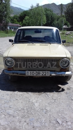 LADA (VAZ) 21011 1975, 489,000 km - 1.3 l - Quba