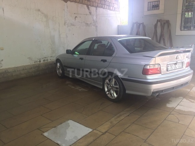 BMW 320 1997, 190,000 km - 2.0 l - Bakı