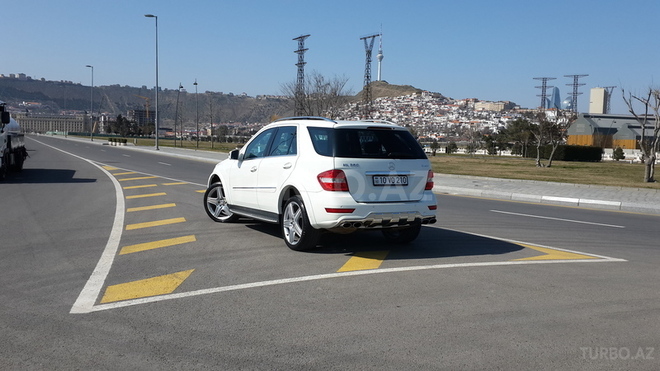 Mercedes ML 350 2010, 79,500 km - 3.5 l - Bakı