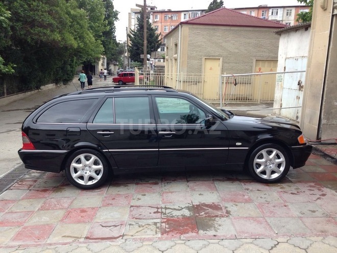 Mercedes C 240 2000, 294,979 km - 2.4 l - Bakı
