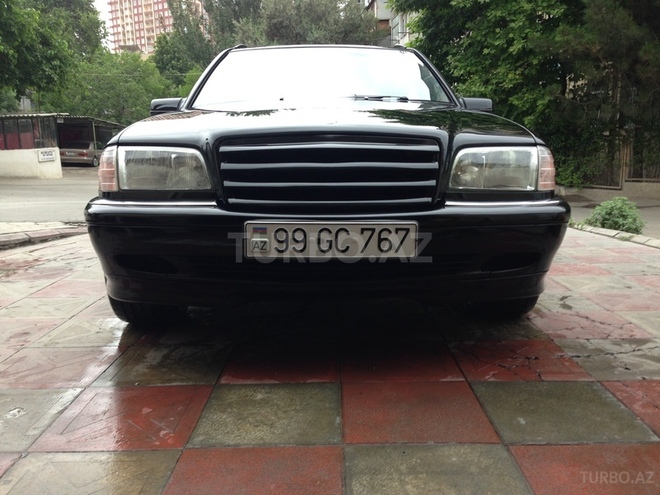 Mercedes C 240 2000, 294,979 km - 2.4 l - Bakı