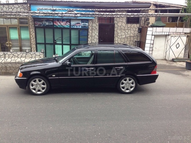 Mercedes C 240 2000, 294,979 km - 2.4 l - Bakı
