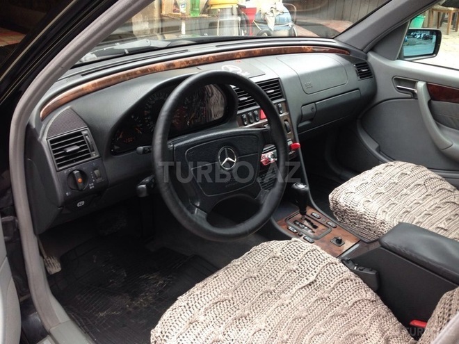 Mercedes C 240 2000, 294,979 km - 2.4 l - Bakı