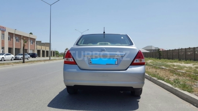 Nissan Tiida 2008, 133,000 km - 1.8 l - Sumqayıt