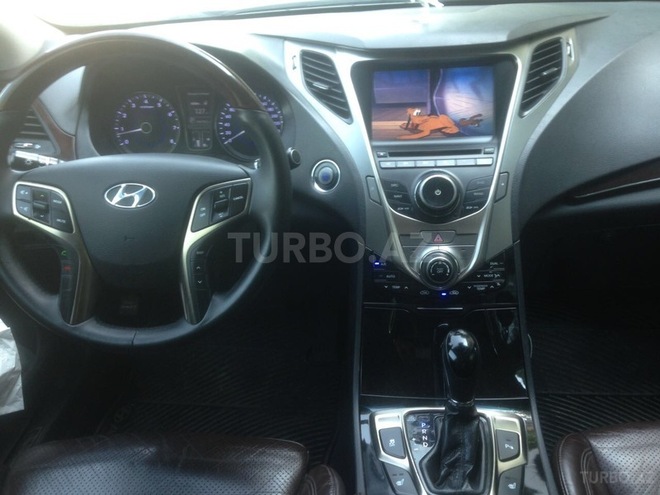 Hyundai Azera 2011, 106,300 km - 2.4 л - Bakı