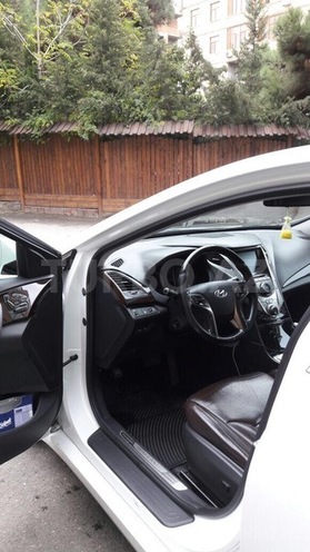 Hyundai Azera 2011, 106,300 km - 2.4 л - Bakı