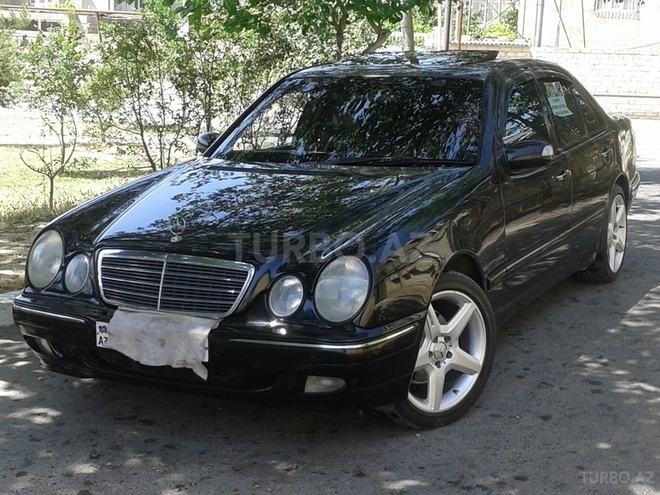 Mercedes E 320 2001, 328,000 km - 3.2 l - Bakı