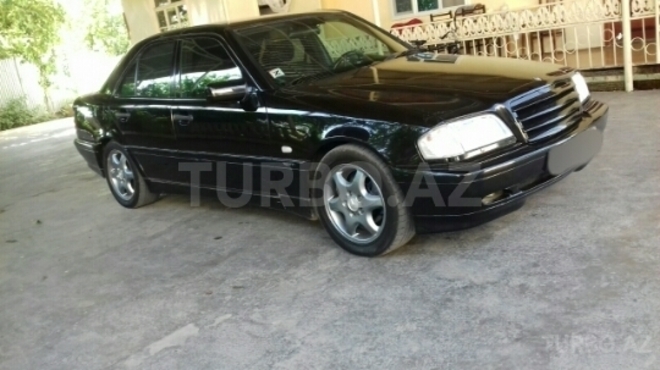 Mercedes C 180 1999, 145,000 km - 1.8 л - İmişli
