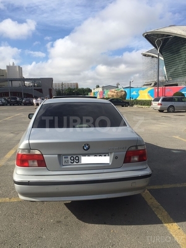 BMW 528 1998, 295,000 km - 2.8 l - Bakı