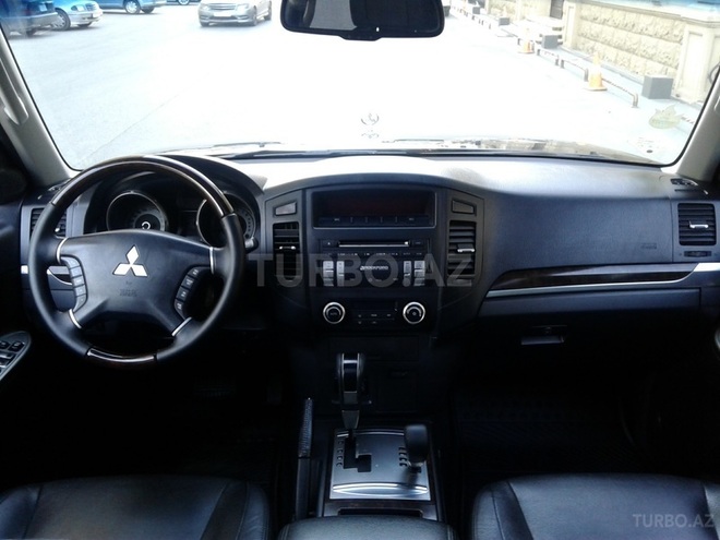 Mitsubishi Pajero 2012, 130,000 km - 3.8 l - Bakı
