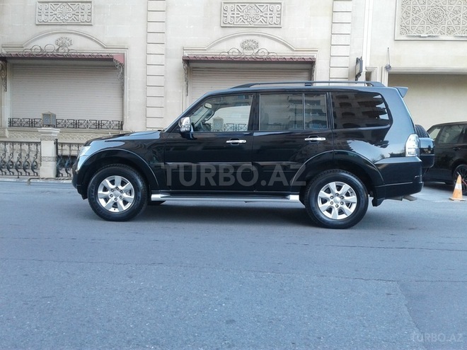 Mitsubishi Pajero 2012, 130,000 km - 3.8 l - Bakı