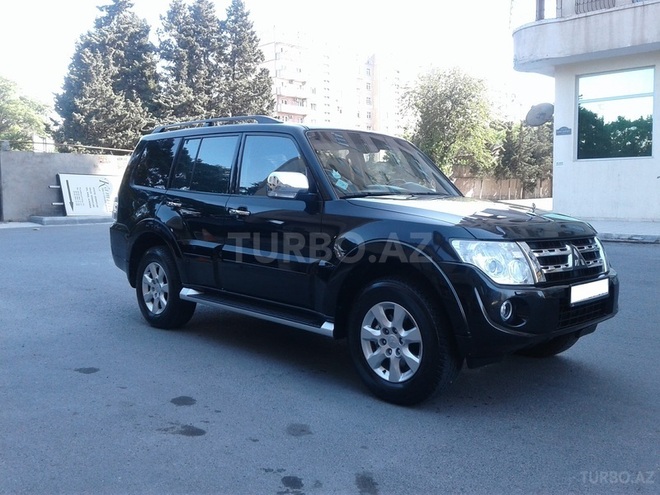 Mitsubishi Pajero 2012, 130,000 km - 3.8 l - Bakı