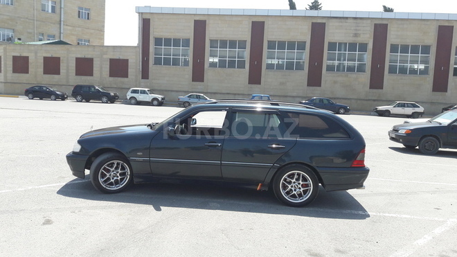Mercedes C 200 1998, 270,000 km - 2.0 l - Bakı