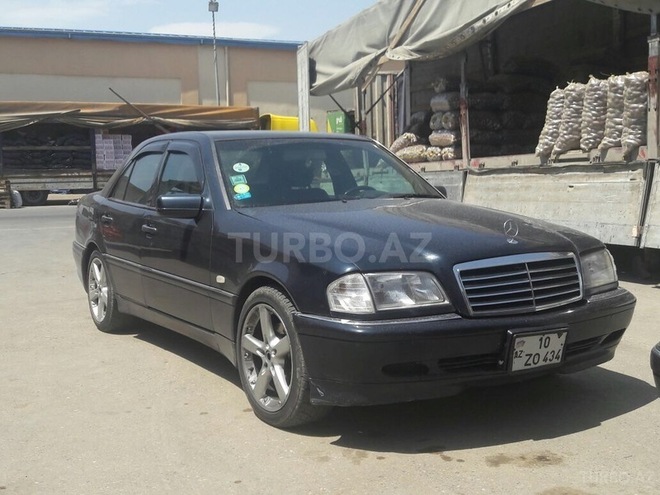Mercedes C 240 1999, 302,000 km - 2.4 l - Bakı