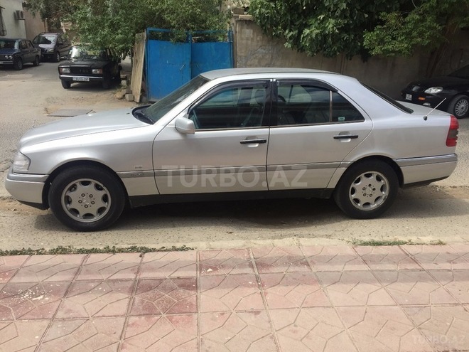 Mercedes C 280 1996, 210,600 km - 2.8 л - Bakı
