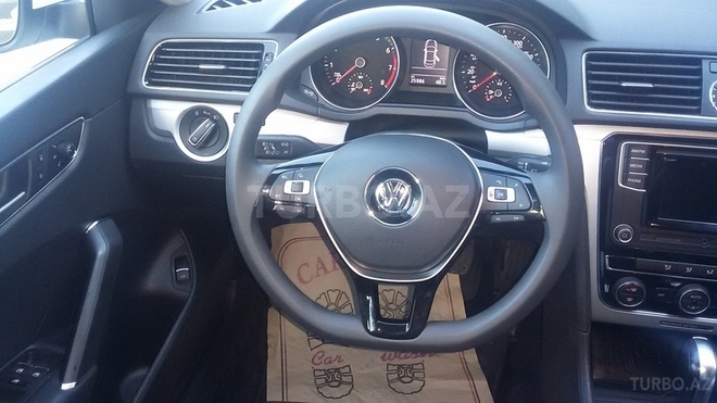 Volkswagen Passat 2016, 26,000 km - 1.8 l - Bakı