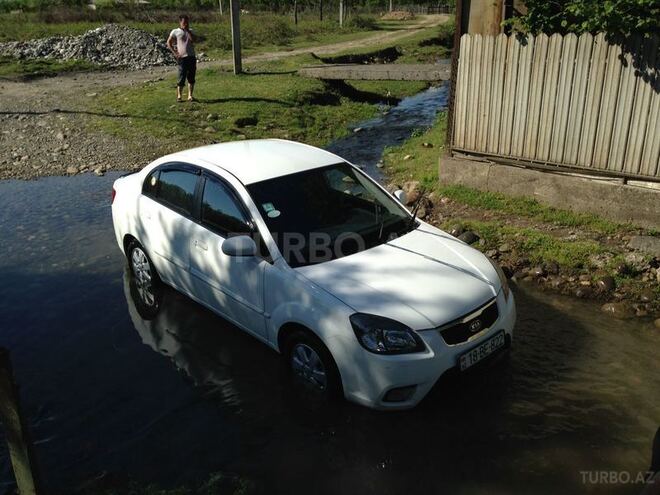 Kia Rio 2009, 150,000 km - 1.4 l - Şirvan